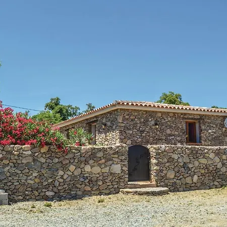 Three-bedroom Holiday In * Ventiseri