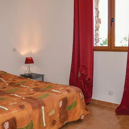 Three-bedroom Holiday In Holiday home *